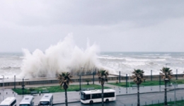 В Сочи курорт «Имеретинский» ликвидирует последствия шторма
